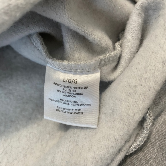 Friends TV Show Classic Gray Women's Long Sleeve Sweatshirt Size Large Sitcom - Picture 8 of 10